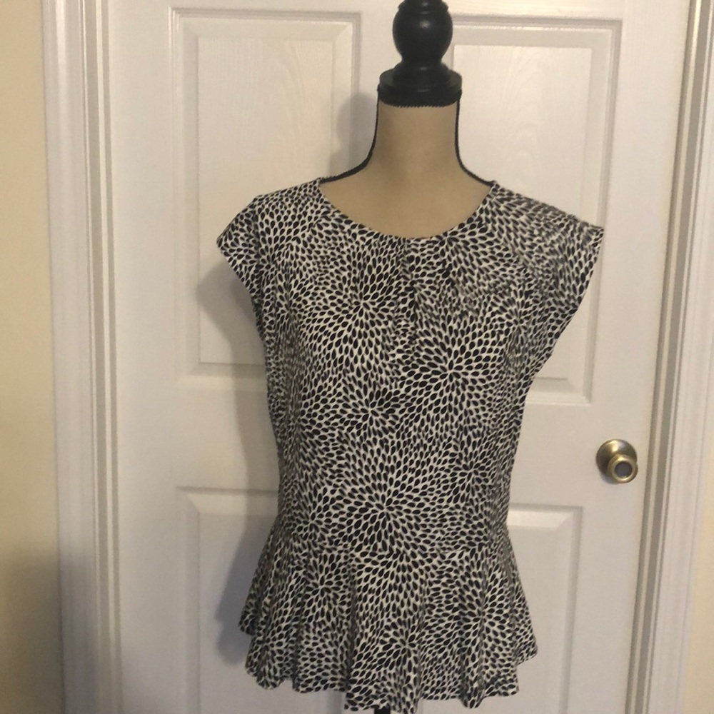 Liz Claiborne Black and White Tear Drop (Polka Dot) T-Shirt Size Medium